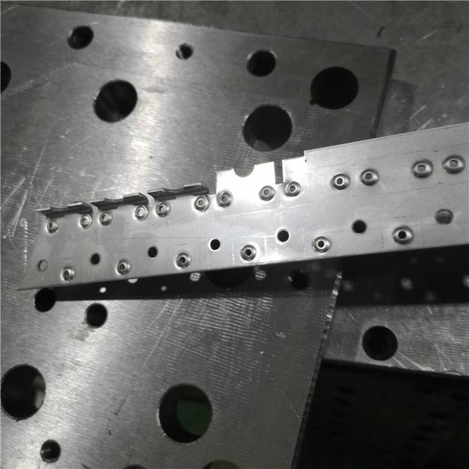 Überziehen des karburierten Präzisions-Metalls, das 0.05mm Toleranz stempelt 0